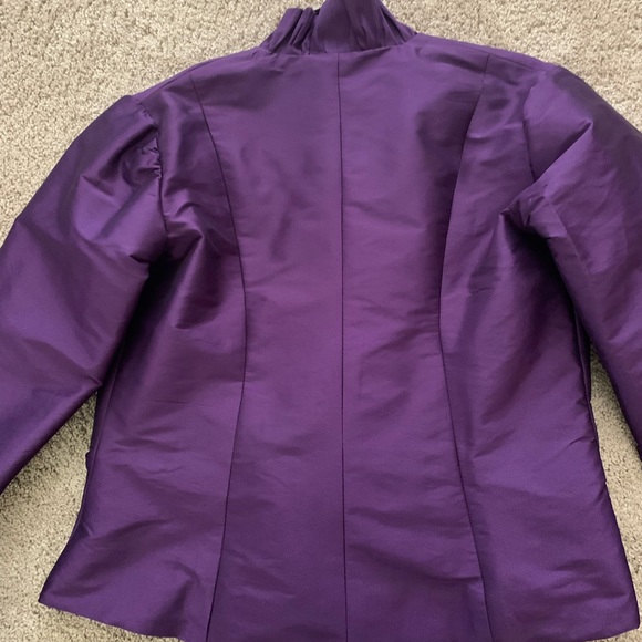 Custom silk suit - Picture 5 of 7